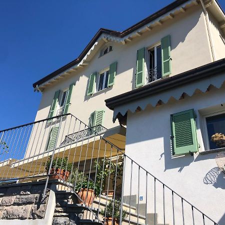 Holiday Home Vista Lago Чернобио Екстериор снимка
