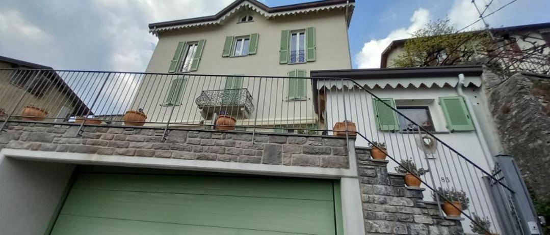 Holiday Home Vista Lago Чернобио Екстериор снимка