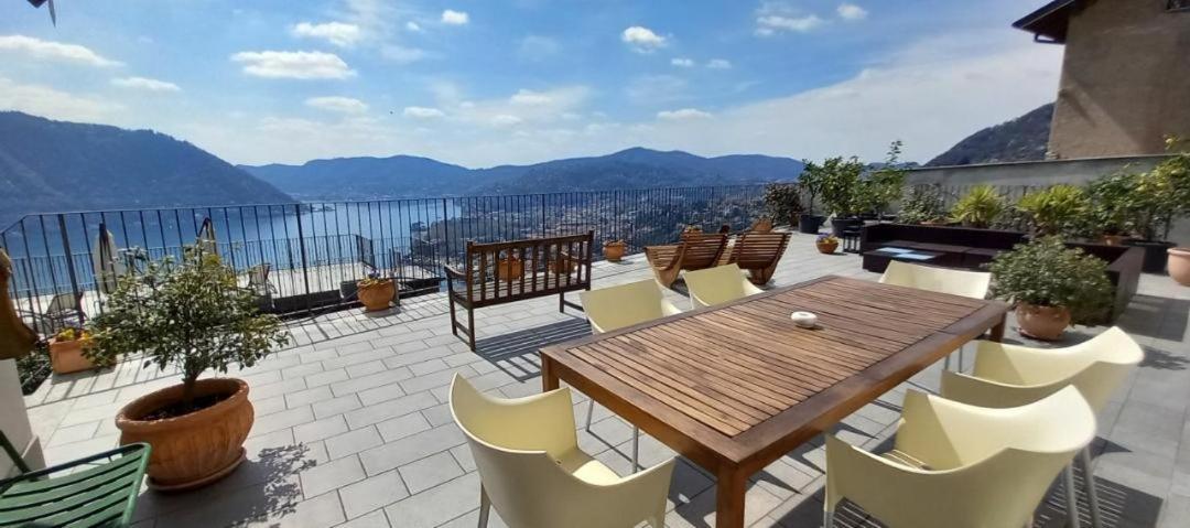Holiday Home Vista Lago Чернобио Екстериор снимка