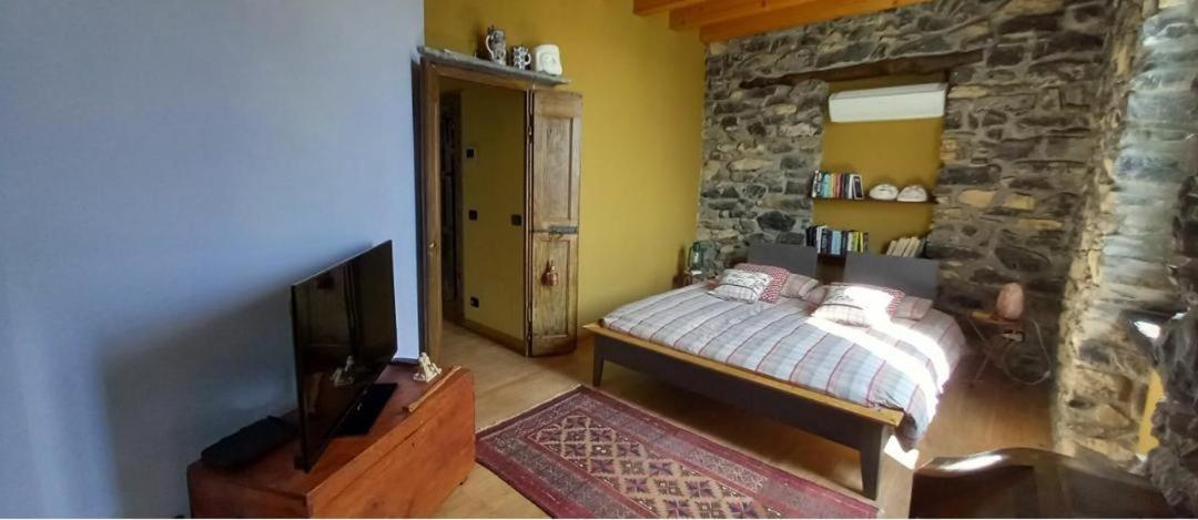 Holiday Home Vista Lago Чернобио Екстериор снимка