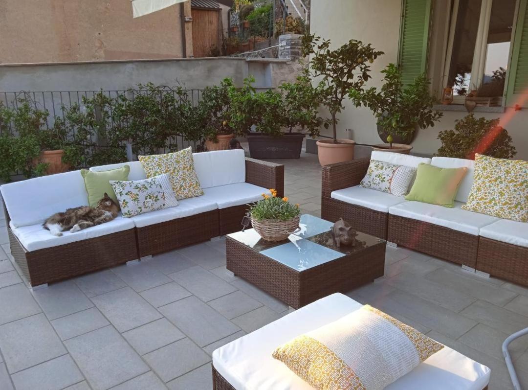 Holiday Home Vista Lago Чернобио Екстериор снимка