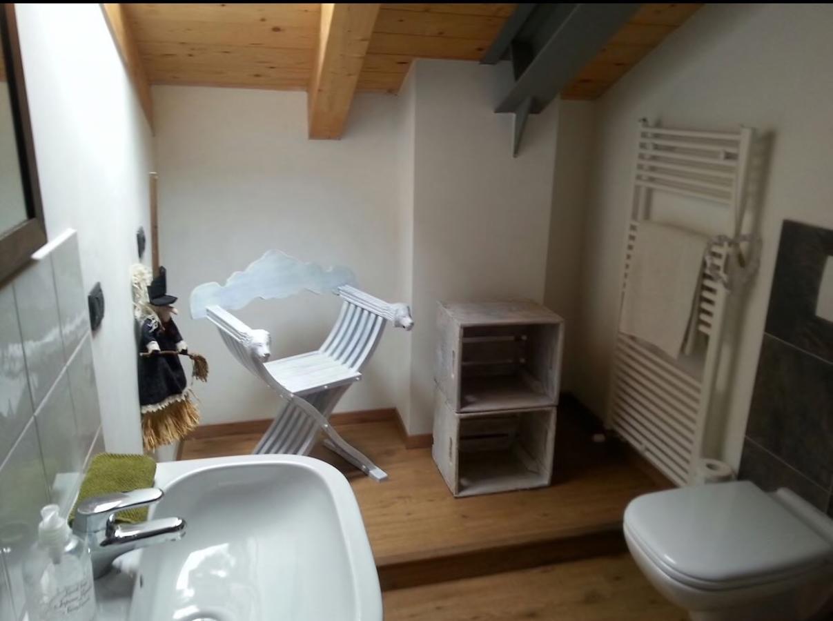 Holiday Home Vista Lago Чернобио Екстериор снимка