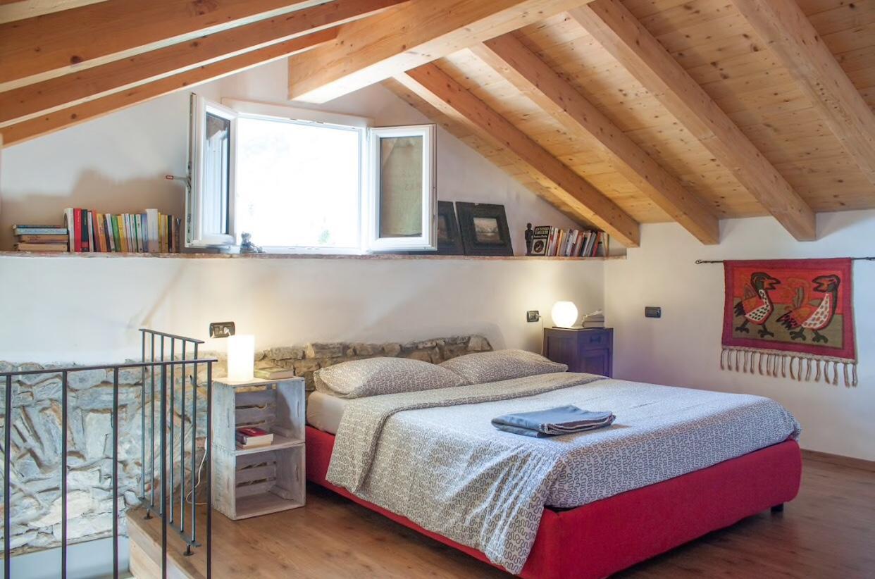 Holiday Home Vista Lago Чернобио Екстериор снимка